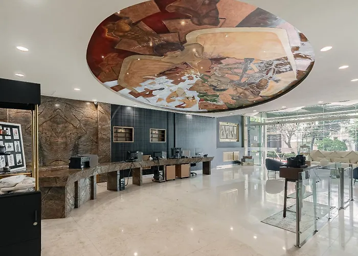 The Striped Loft Modern Elegance In A Centric Location